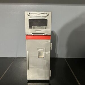 2007 Mattel Barbie Doll I Can Be A TV Chef Fridge Refrigerator Oven Kitchen